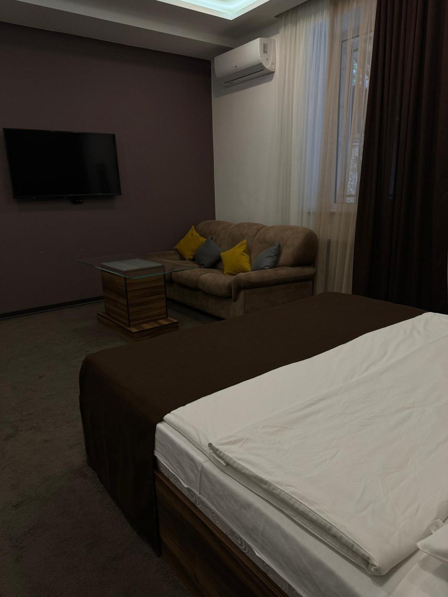 Moscow Boutique Hotel Erywań Zewnętrze zdjęcie