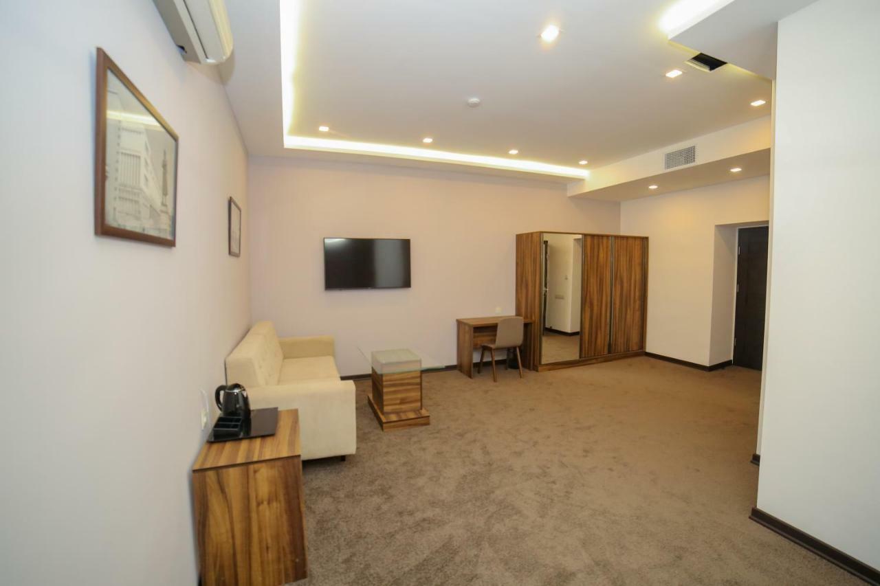 Moscow Boutique Hotel Erywań Zewnętrze zdjęcie