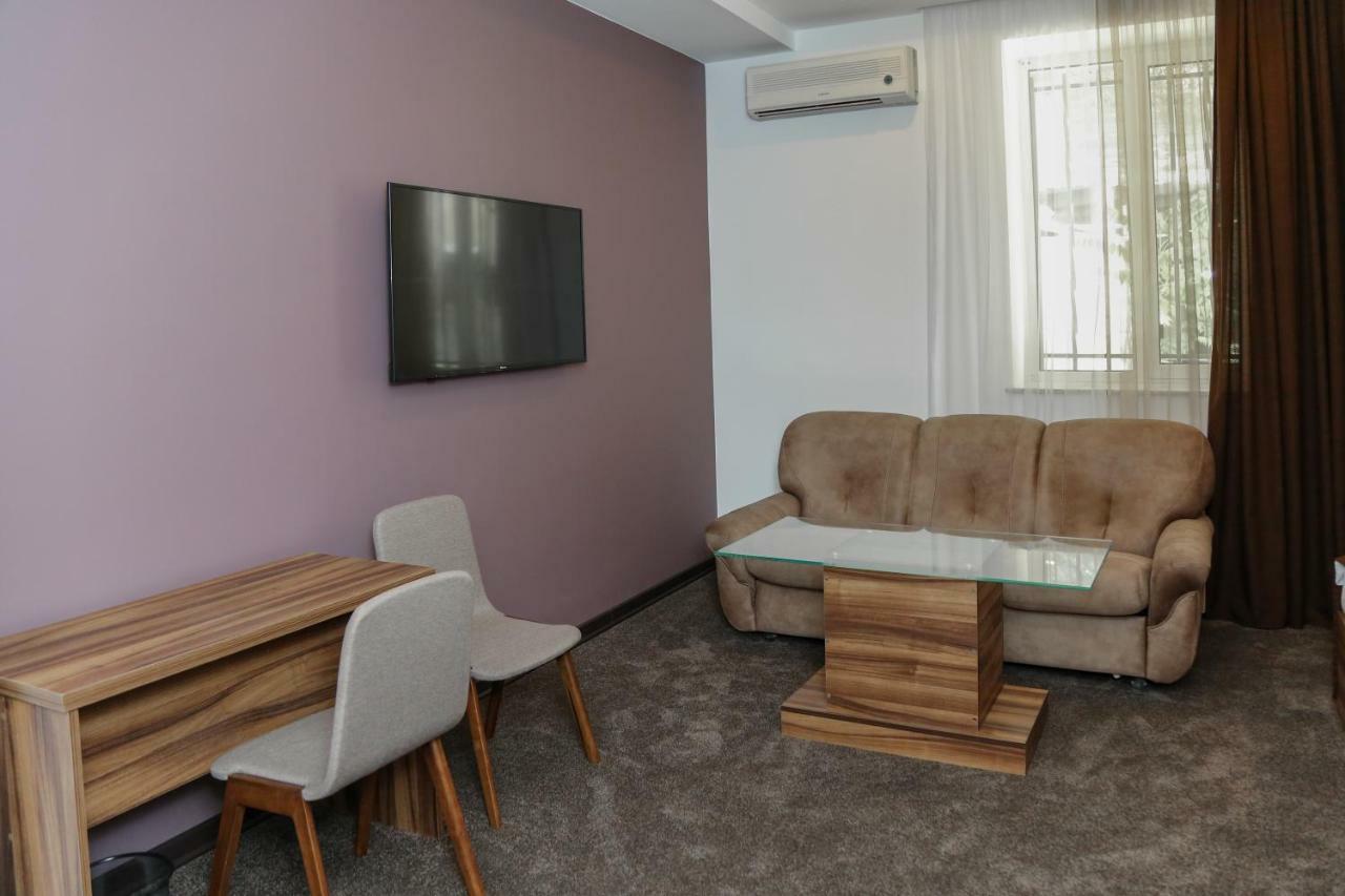 Moscow Boutique Hotel Erywań Zewnętrze zdjęcie